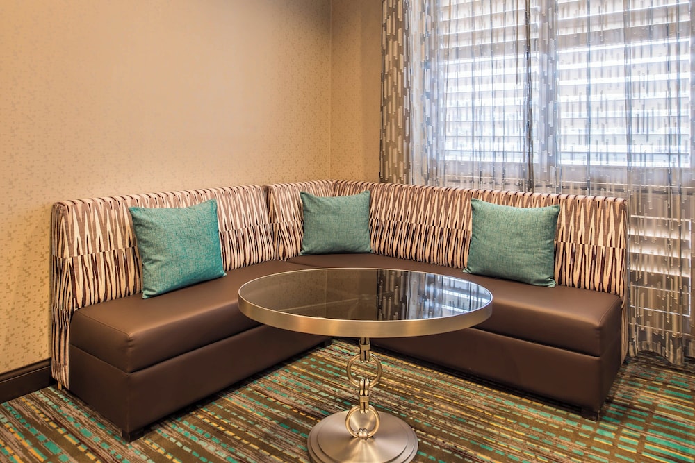 Residence Inn by Marriott Pittsburgh North Shore - photo 8