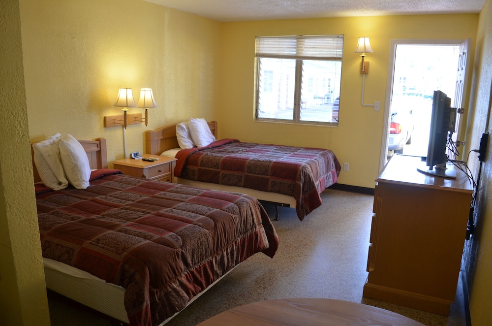 Economy Lodge - photo 7