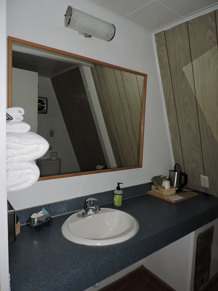 The Ranch Motel - photo 29
