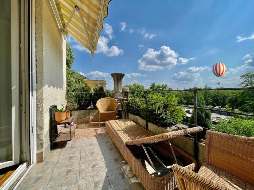 Villa with terrace overlooking the city park — 4-Star Luxury Hotel in Budapest, Hungary
