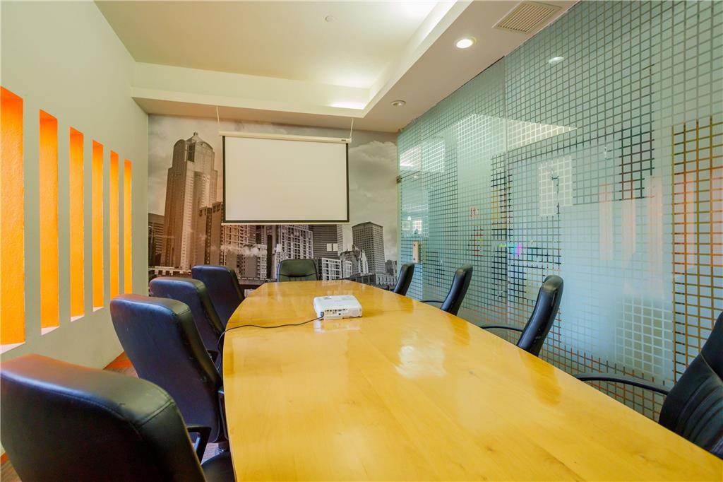 Business Center private meeting room