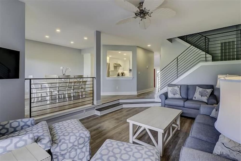 37 Lighthouse Lane at The Sea Pines Resort - photo 4