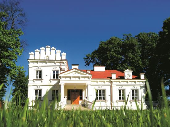 Pałac Żaków — Siennica — photo 2