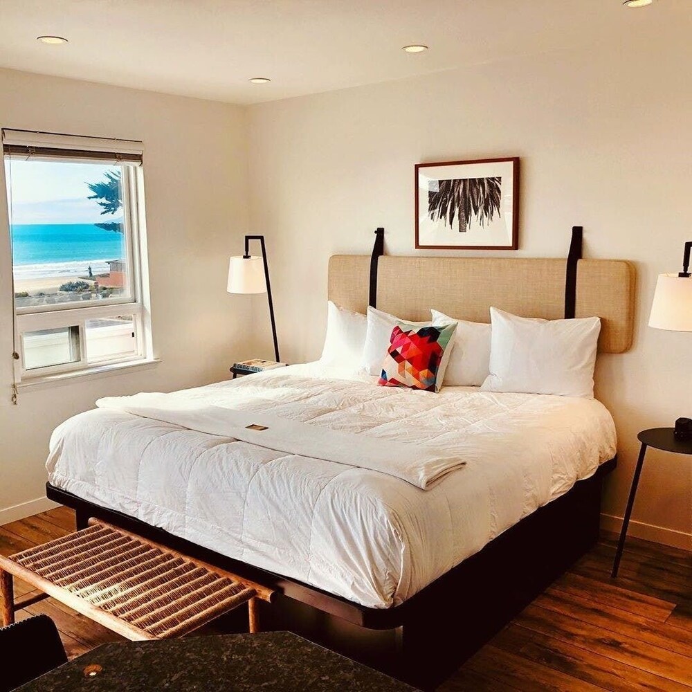 Pier View Suites - photo 7