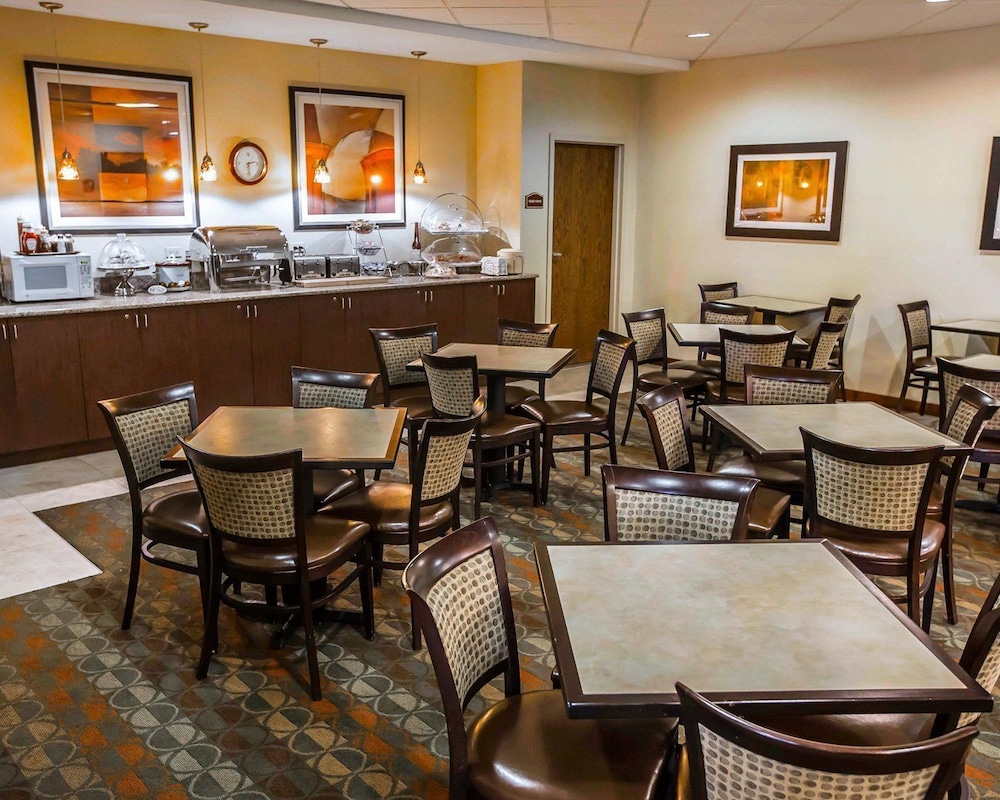 Ramada by Wyndham Michigan City - photo 24