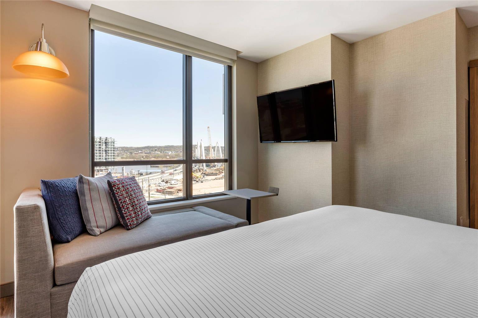 Cambria Hotel Washington D.C. Navy Yard Riverfront - photo 25