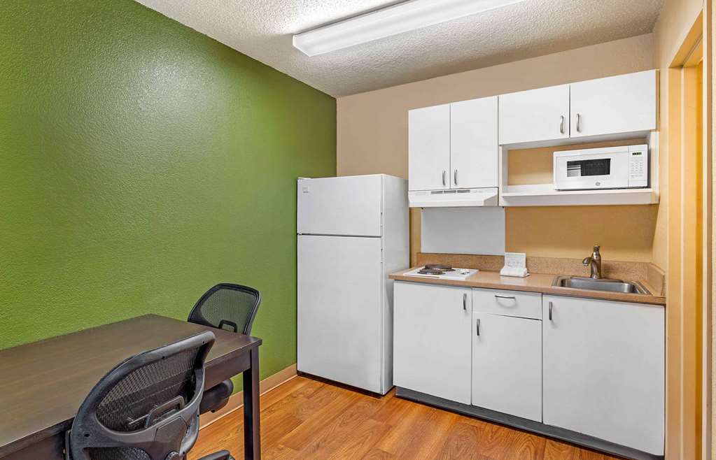 Extended Stay America Suites Sacramento Northgate - photo 26