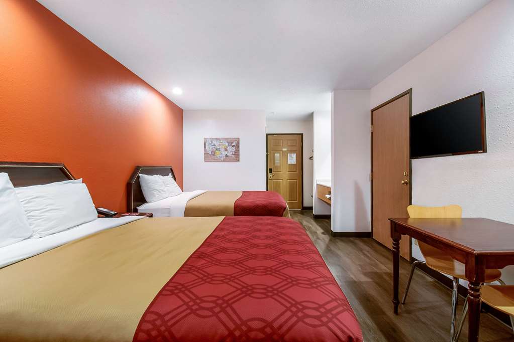 Econo Lodge Franklin IN - photo 9