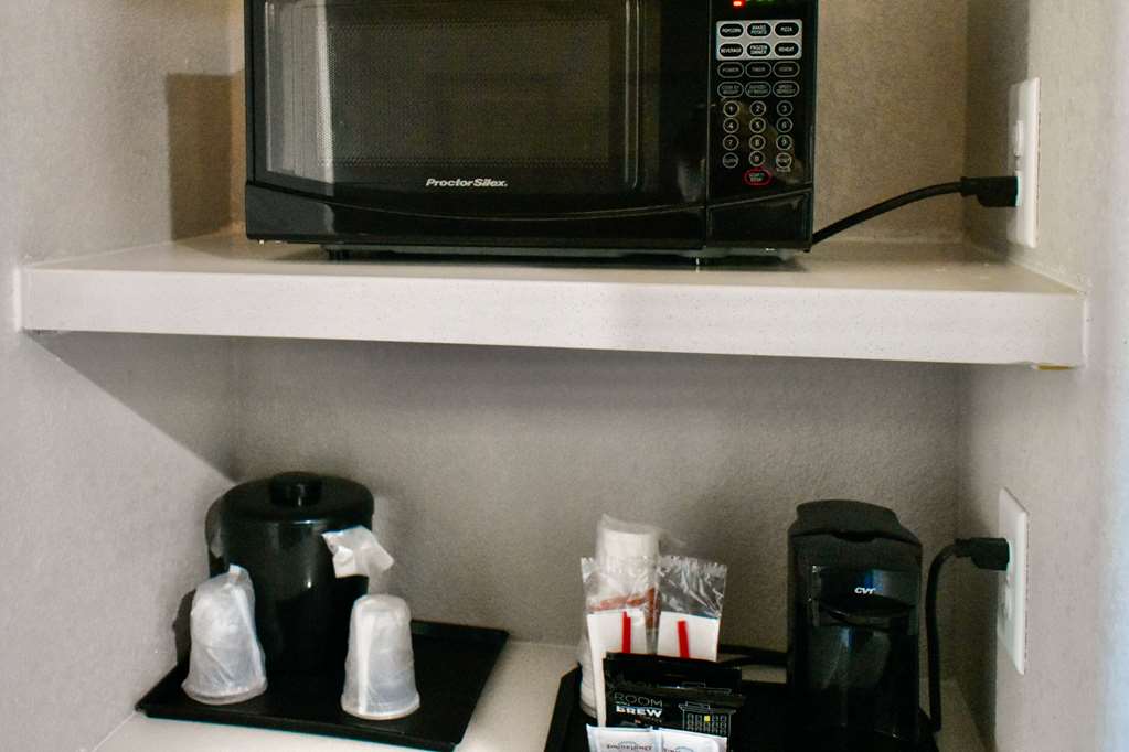 Comfort Inn & Suites Cartersville Emerson Lake Point - photo 5