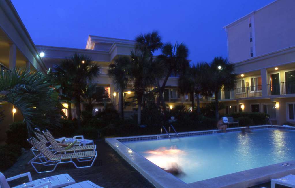 The Flamingo Hotel and Tower - photo 29