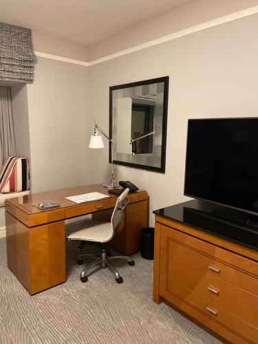 Four Seasons Residences - photo 20