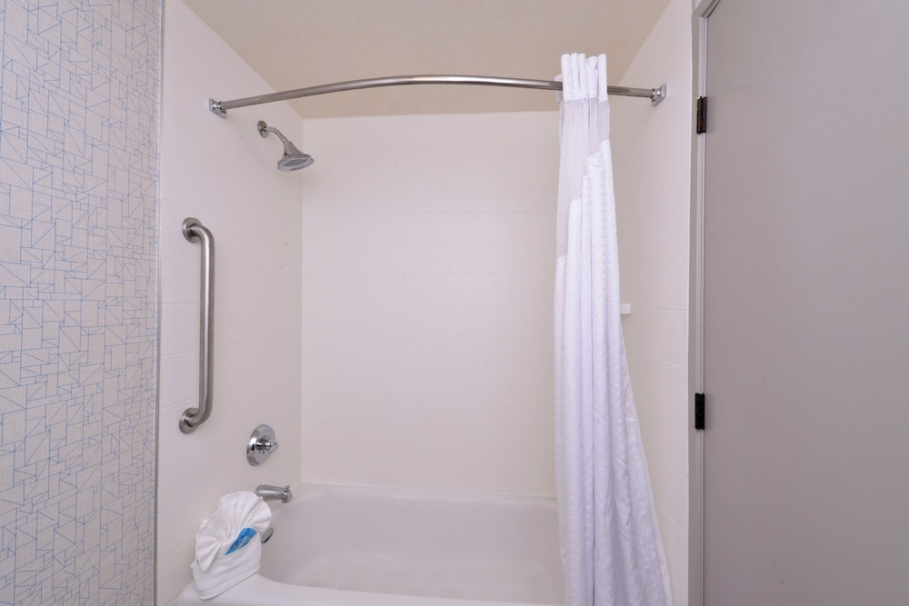Holiday Inn Express Palm Desert by IHG - photo 20