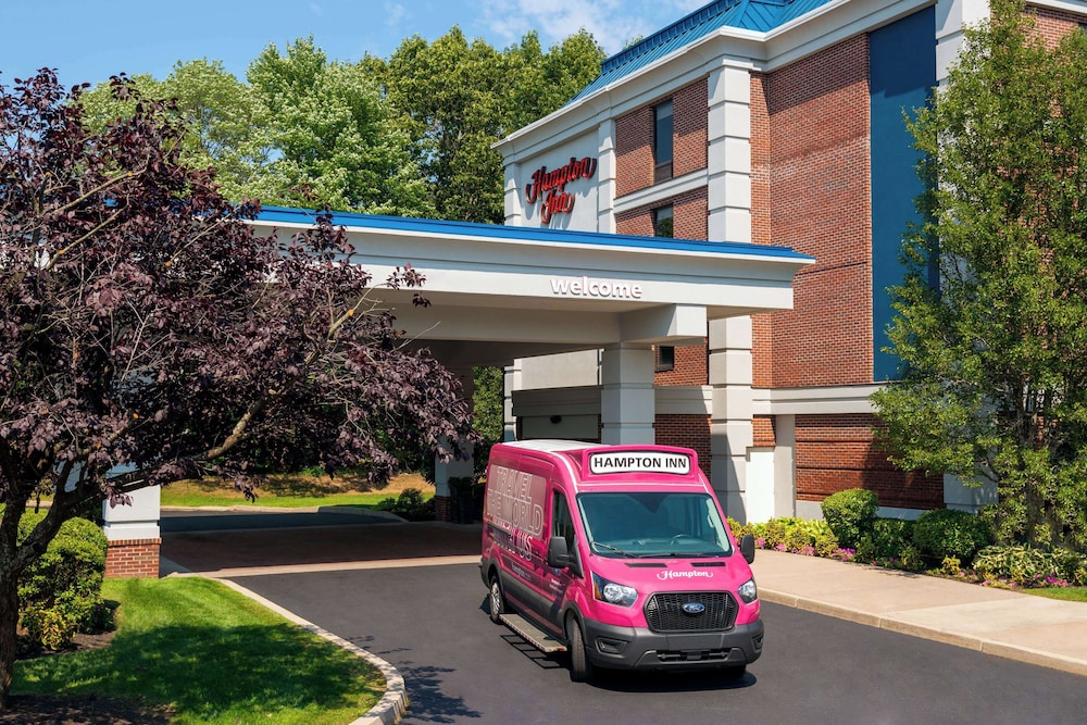 Hampton Inn Hartford Airport - photo 27