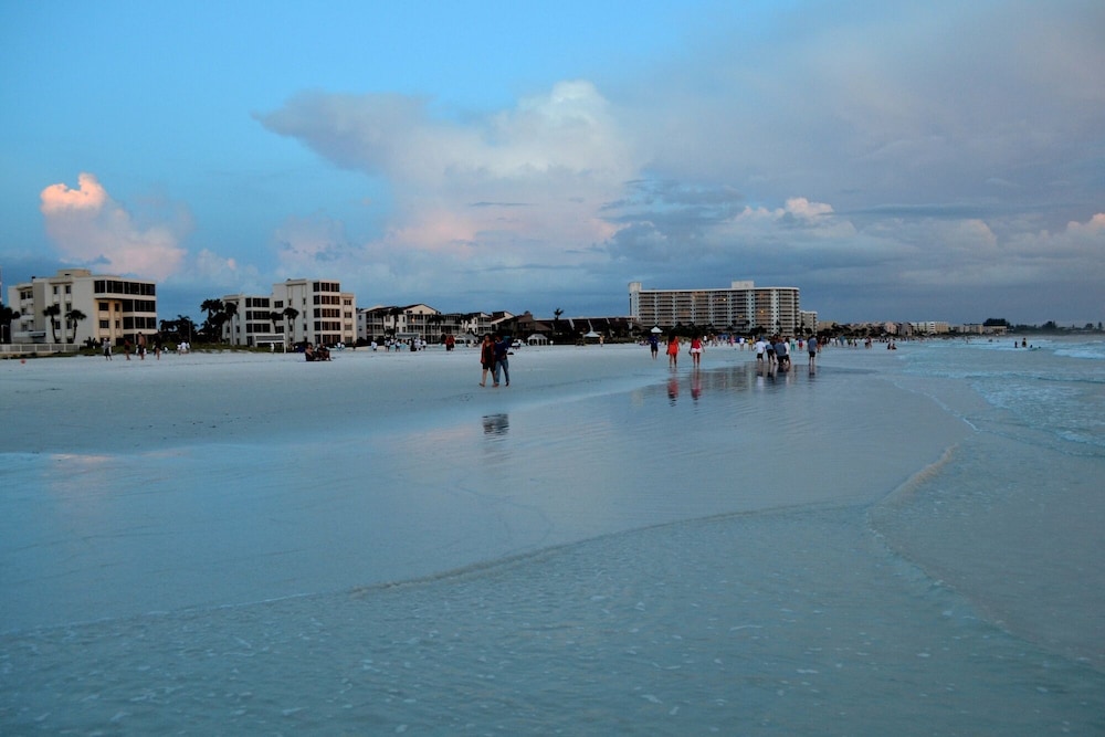 Island House Beach Resort 9N by RedAwning - photo 25
