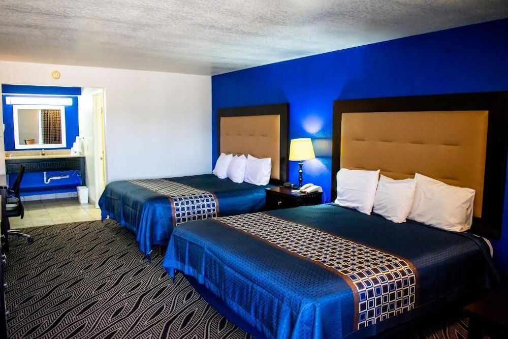 Blue Jay Inn and Suites - photo 19