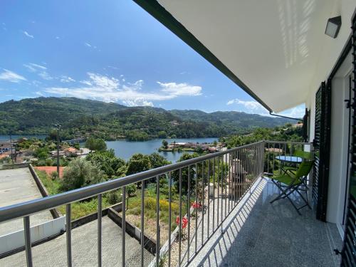 Cantinho Verde T3 — 4-Star Luxury Hotel in Terras De Bouro, Portugal