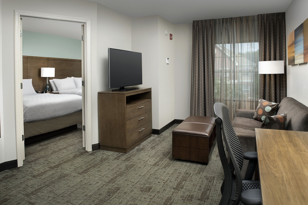 Staybridge Suites Greenville I 85 Woodruff Road by IHG - photo 10