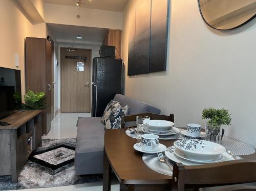 Shore 3 Residences Tower 1 Mall of Asia Complex Pasay City Metro Mania — 4-Star Luxury Hotel in Manila, Philippines