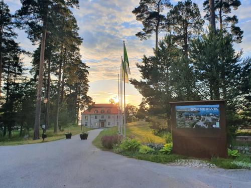 Bommersvik Hotell & Konferens — hotel in Nykvarn