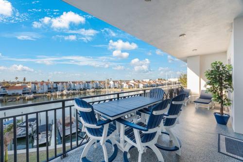 509 The Harbor Condos — 4-Star Luxury Hotel in Saint Pete Beach, United States