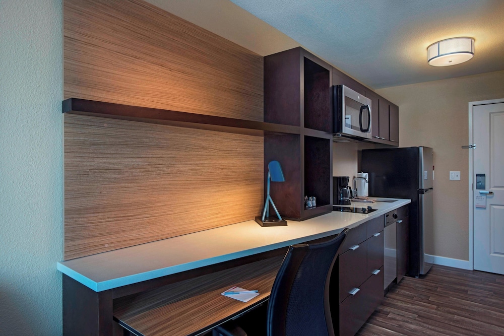 TownePlace Suites by Marriott Columbia - photo 4