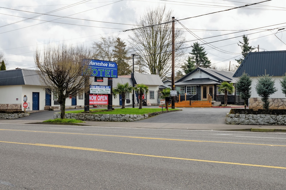 Horseshoe inn in Portland, United States