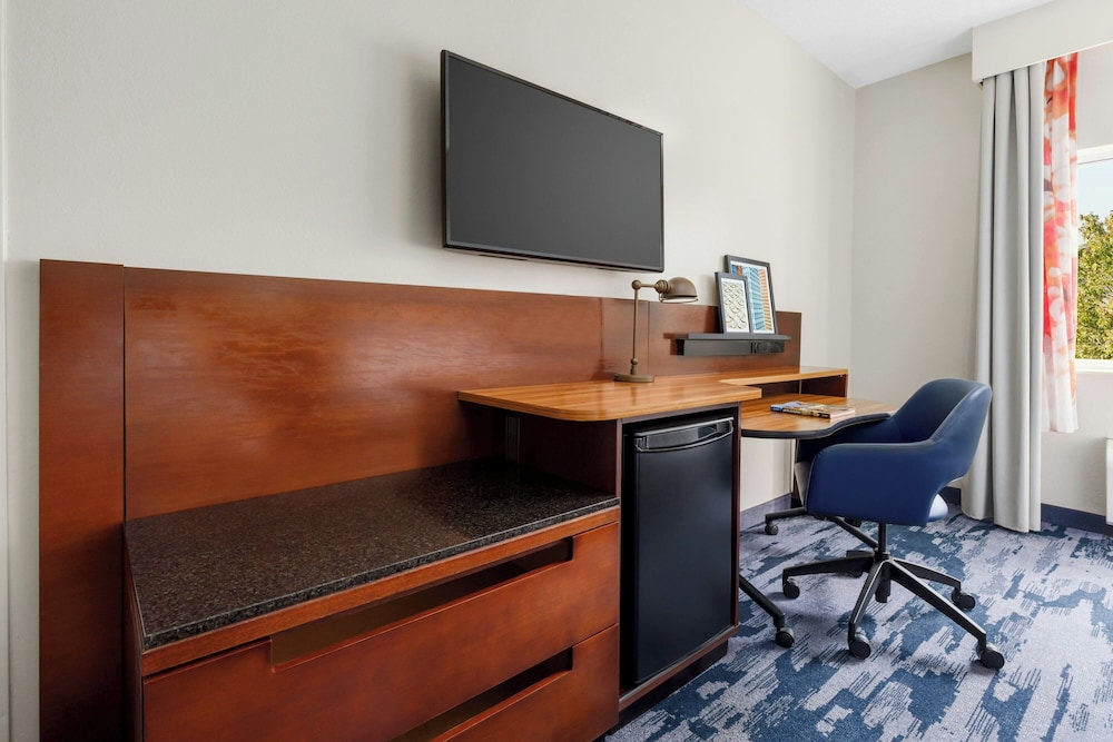 Fairfield Inn by Marriott Philadelphia Airport - photo 7