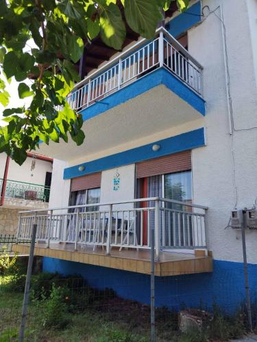 Nina — 4-Star Luxury Hotel in Sykia, Greece