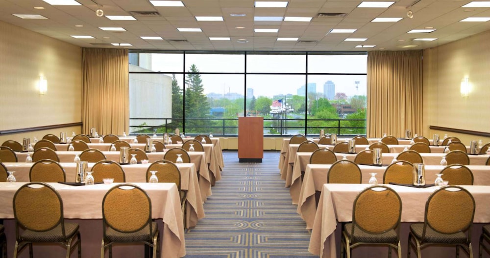 Doubletree by Hilton Bloomington Minneapolis South - photo 48