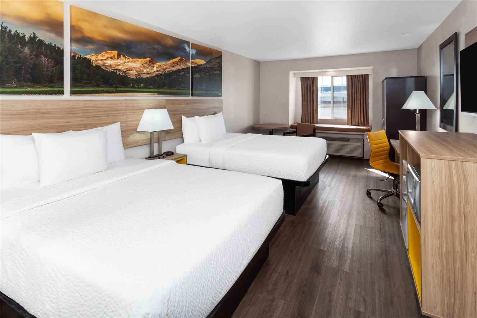 Days Inn & Suites by Wyndham Spokane Airport Airway Heights - photo 10