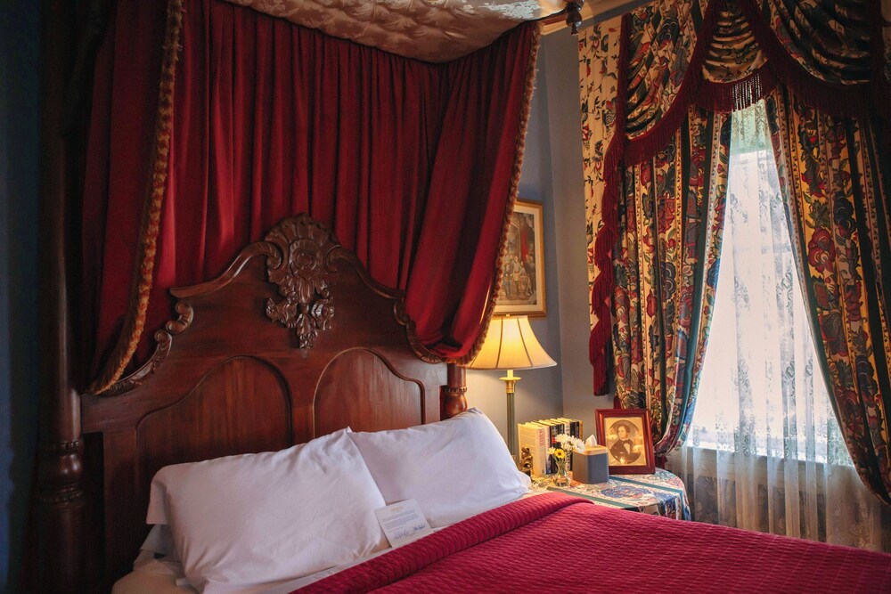 Anchuca Historic Mansion & Inn - photo 37