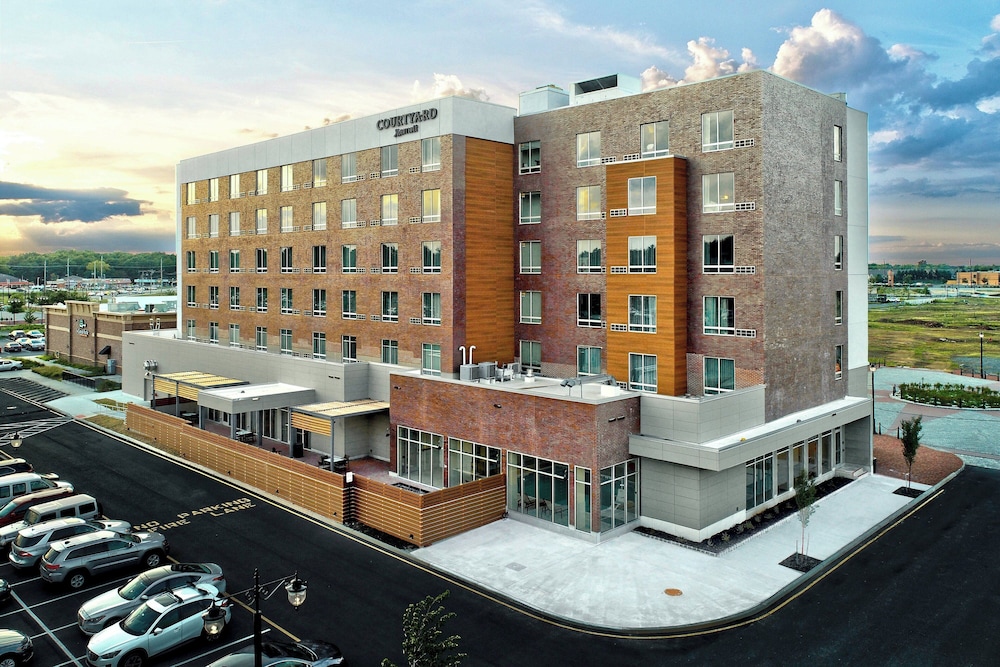 Courtyard by Marriott North Brunswick - photo 41