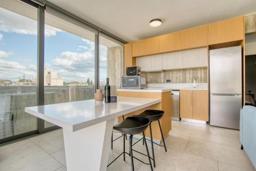 Avenue 101 2 Bed