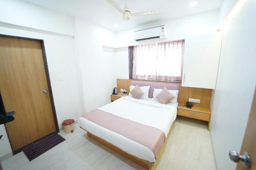 Sk Inn - carbon neutral hotel in Nashik