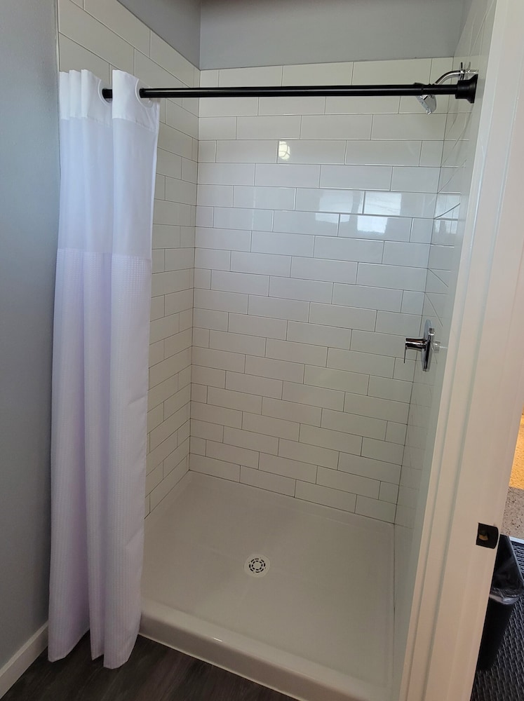 Saltwater Inn - photo 33