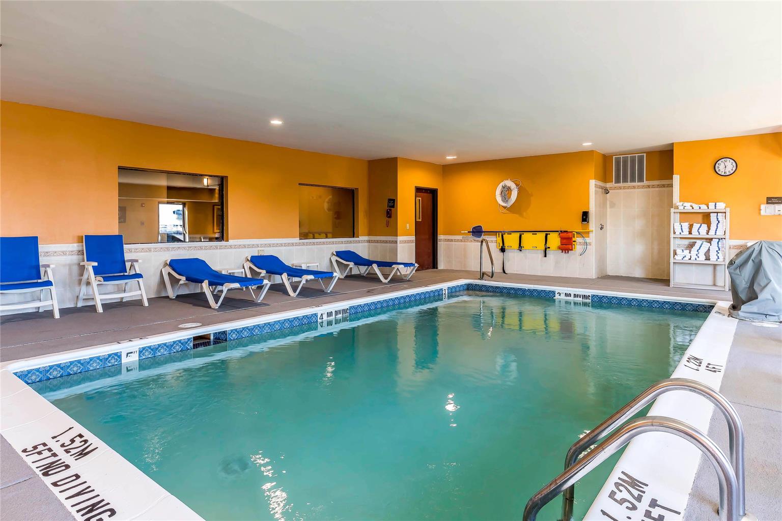 Comfort Suites Fort Wayne North - photo 17