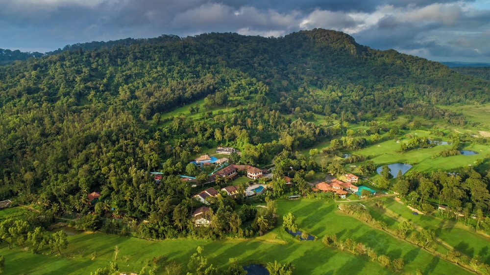 Amritara Ambatty Greens Resort - carbon neutral hotel in Virarajendrapet