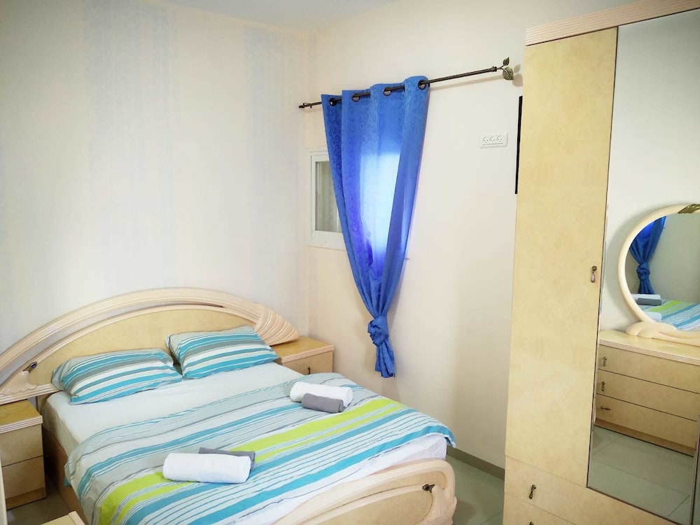 S&L near Rambam & Sea in Haifa, Israel