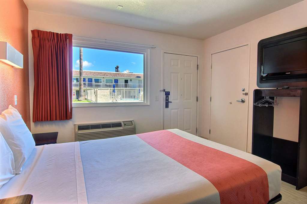 Motel 6 Corpus Christi TX East North Padre Island - photo 15