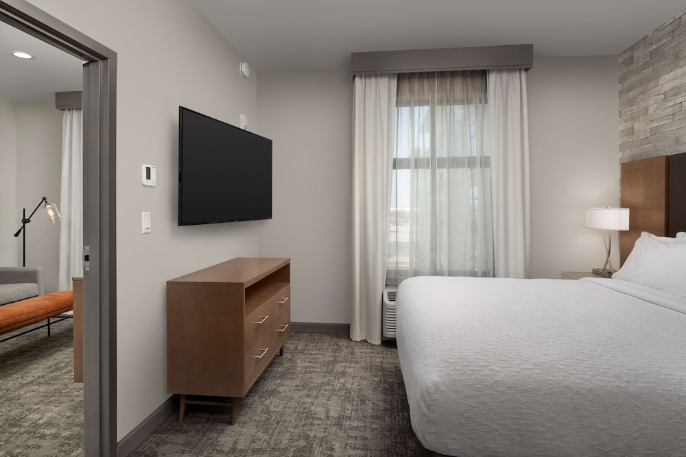 Homewood Suites by Hilton Louisville Airport - photo 11