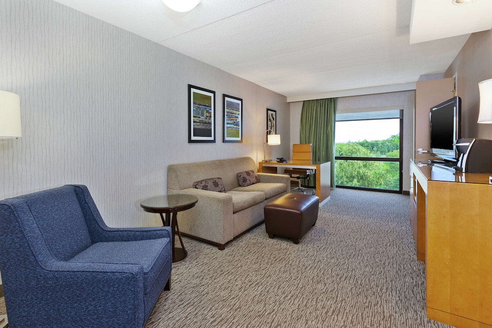 Hotel Auburn Hills - photo 13