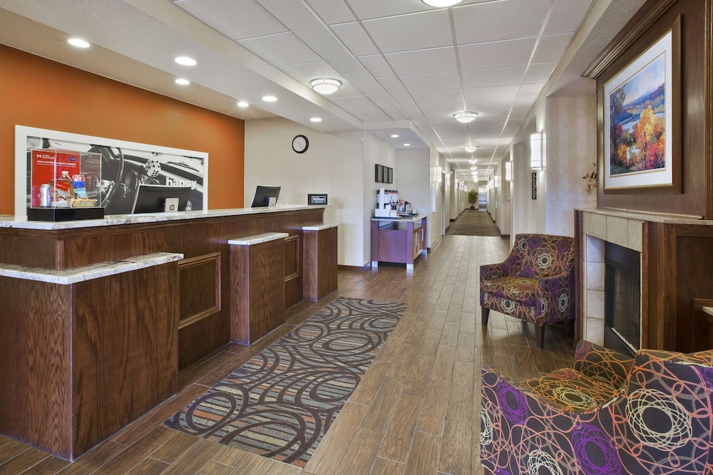 Hampton Inn Pittsburgh Area Beaver Valley CenterTownship - photo 3