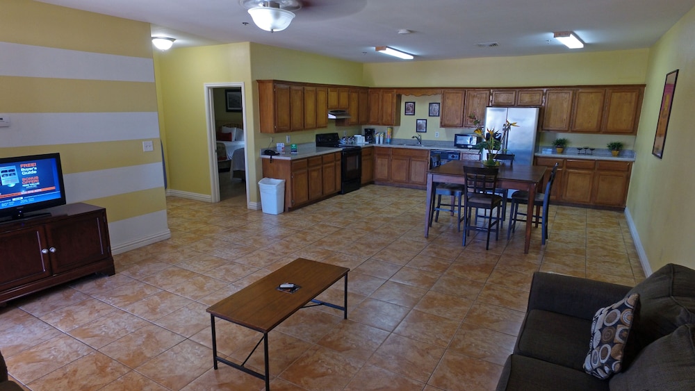 Ramada by Wyndham & Suites South Padre Island - photo 24