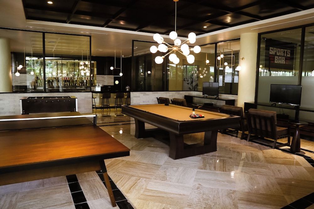 Sports bar
