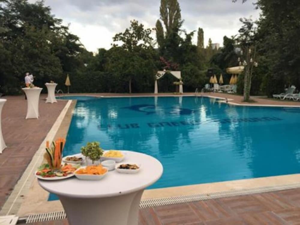 Green Garden - carbon neutral hotel in Termal