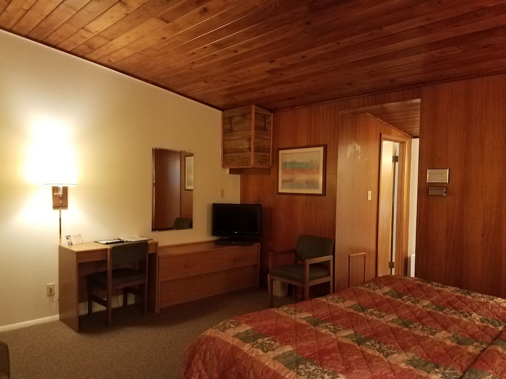 Budget Host Raton - photo 3