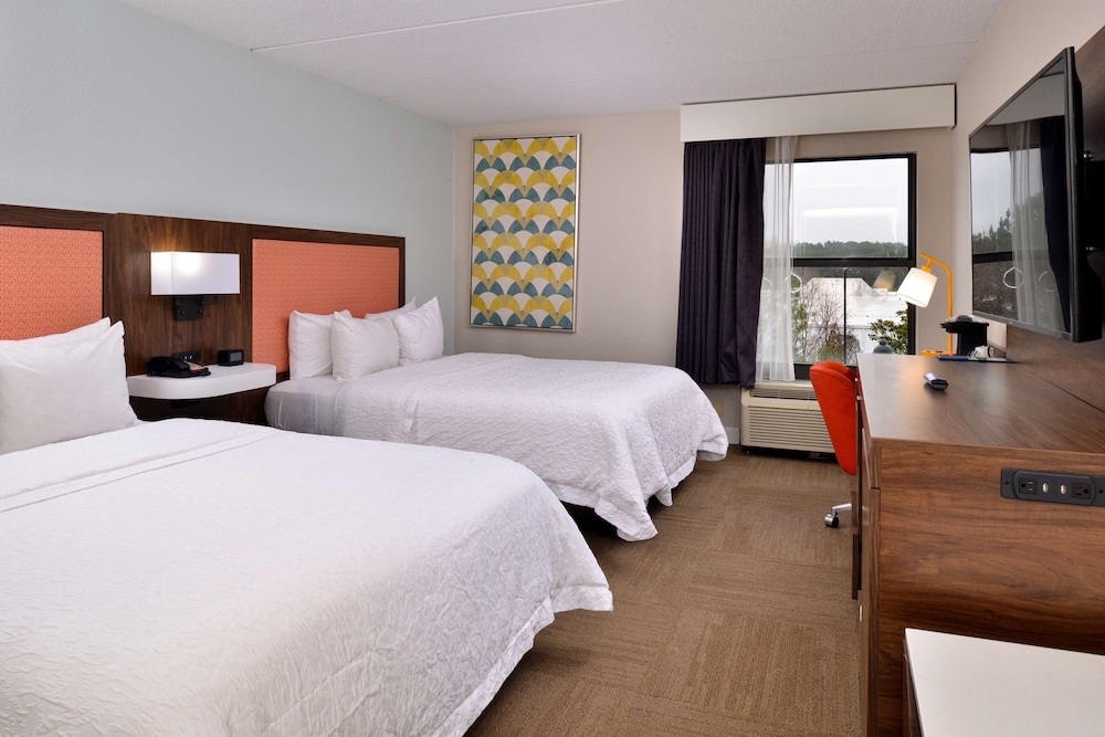 Hampton Inn Henderson - photo 3