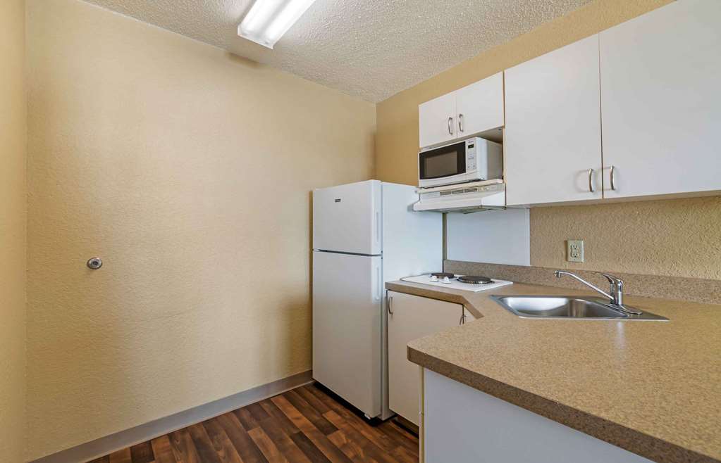 Extended Stay America Suites Ft Lauderdale Cyp Crk Andrews A - photo 19
