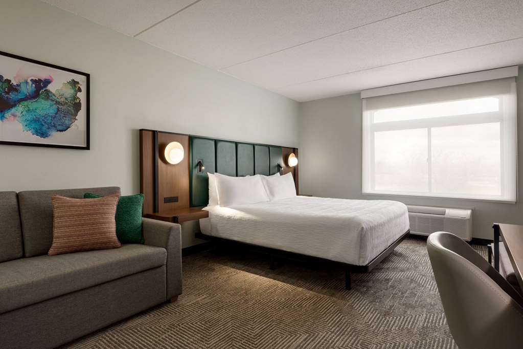 Wingate by Wyndham Green Bay Airport - photo 15