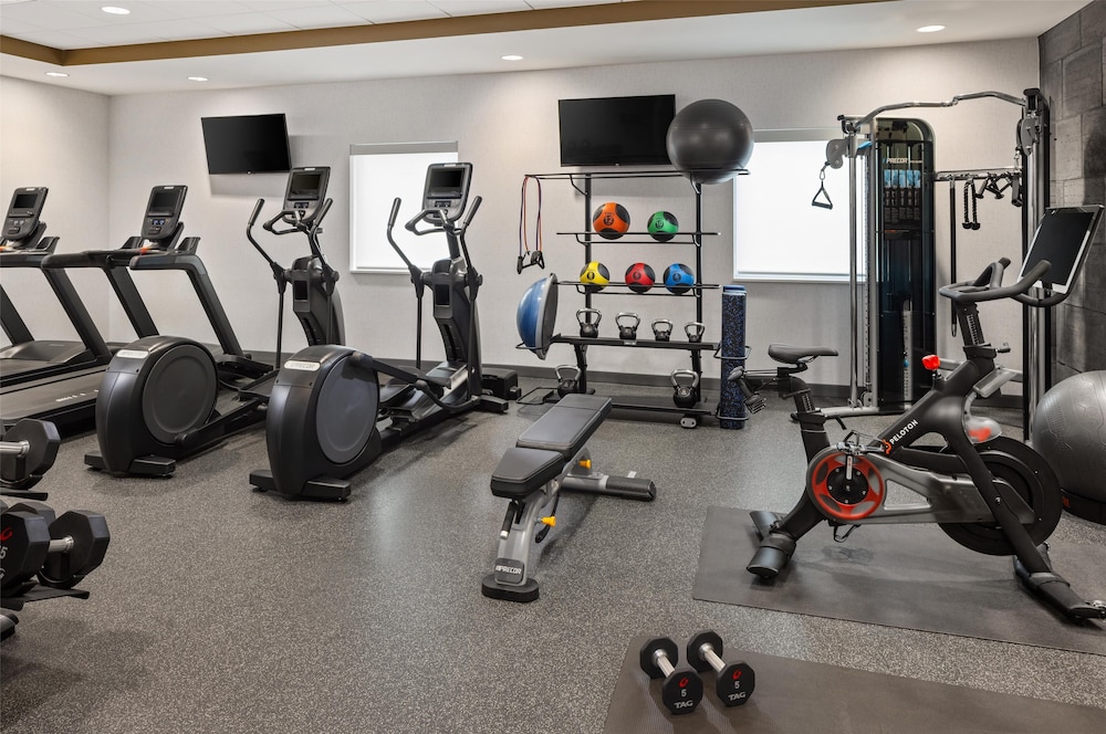 Home2 Suites by Hilton Roseville Minneapolis - photo 29